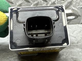 Датчик курсовой устойчивости TOYOTA SOARER UZZ40 89183-30060 3 ракурс
