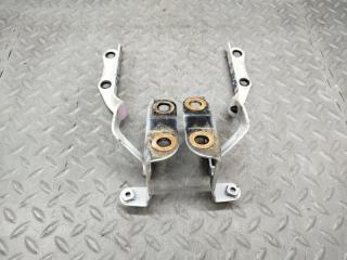 Петля капота TOYOTA PRIUS ZVW30 2 ракурс