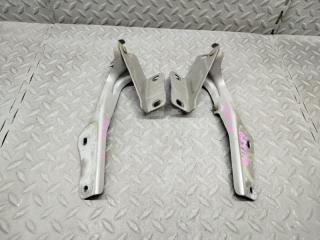 Петля капота NISSAN SERENA FC26 1 ракурс
