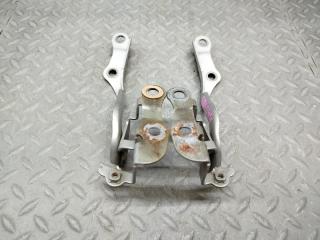 Петля капота TOYOTA ESTIMA AHR20 2 ракурс