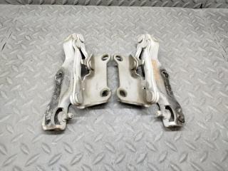 Петля капота INFINITI QX56 JA60 VK56DE 1 ракурс