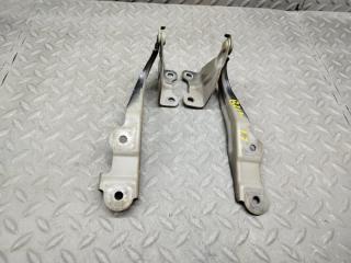 Петля капота NISSAN DAYZ B21W 1 ракурс Петля капота NISSAN DAYZ B21W 1 ракурс