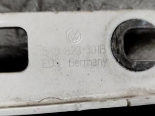 Петля капота VOLKSWAGEN GOLF 1K 5K0823301B 4 ракурс