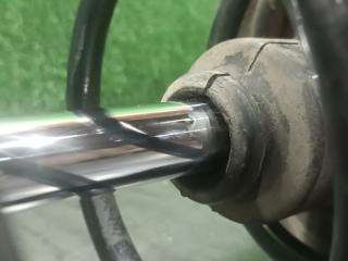 Стойка правая передняя HONDA CR-V RD7 K24A 51601-S9A-J350-M1 3 ракурс