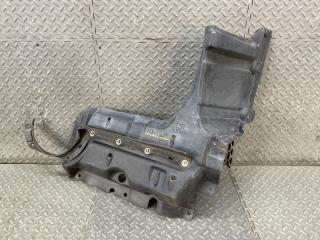 Защита двигателя правая TOYOTA VOXY ZRR80 51441-28181 5 ракурс