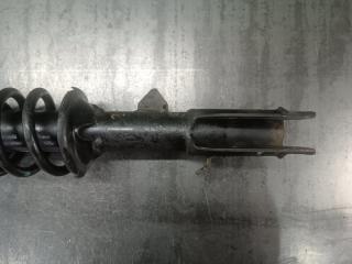 Стойка правая передняя SUBARU STELLA RN2 EN07 3 ракурс Стойка правая передняя SUBARU STELLA RN2 EN07 3 ракурс