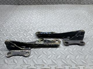 Петля капота NISSAN SKYLINE ENR33 RB25DE 3 ракурс