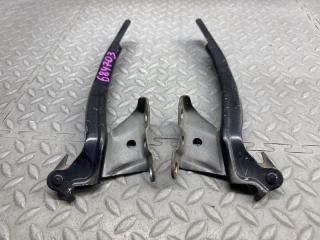 Петля капота HONDA FIT GE6 2 ракурс Петля капота HONDA FIT GE6 2 ракурс