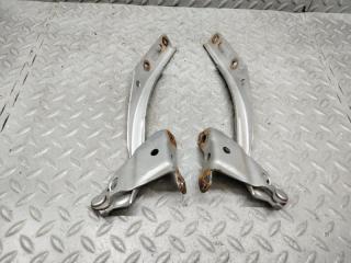 Петля капота HONDA FIT GE6 2 ракурс Петля капота HONDA FIT GE6 2 ракурс