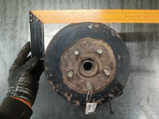 Ступица левая задняя SUBARU LEGACY BG5 EJ20EDAAGE 3 ракурс