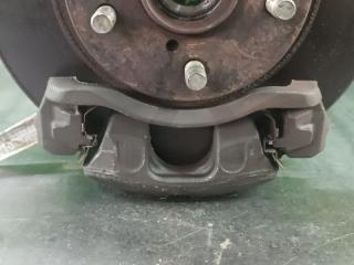 Ступица правая передняя SUBARU LEGACY BG5 EJ20EDAAGE 2 ракурс