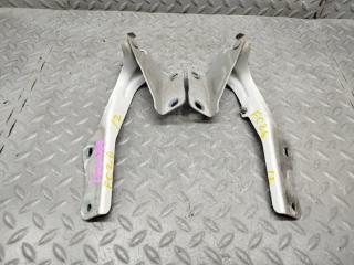 Петля капота NISSAN SERENA FC26 1 ракурс