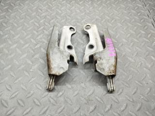 Петля капота TOYOTA CROWN GS136 2 ракурс