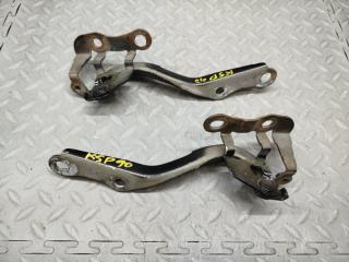 Петля капота TOYOTA VITZ KSP90 3 ракурс
