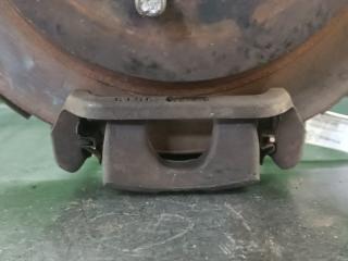 Ступица правая задняя NISSAN SERENA C25 MR20DE 2 ракурс