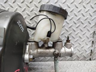 Главный тормозной цилиндр MAZDA DEMIO DW5W B5 833-09906 3 ракурс Главный тормозной цилиндр MAZDA DEMIO DW5W B5 833-09906 3 ракурс