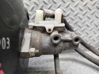 Главный тормозной цилиндр TOYOTA ALPHARD ANH10 2AZ-FE 131010-12490 3 ракурс