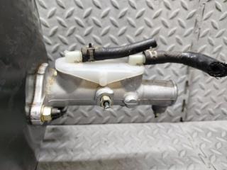 Главный тормозной цилиндр MAZDA BONGO SK82M F8 876-04009 3 ракурс