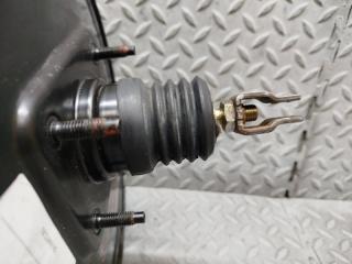 Главный тормозной цилиндр MAZDA BONGO SK82M F8 876-04009 5 ракурс
