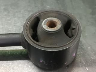 Подушка двигателя задняя TOYOTA PASSO KGC30 1KR-FE 3 ракурс