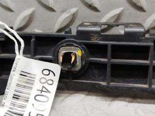 Крепеж бампера левый задний TOYOTA AVENSIS ZRT272 3ZR-FAE 52576-05060 3 ракурс