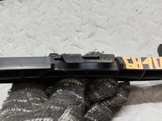 Крепеж бампера правый задний TOYOTA AVENSIS ZRT272 3ZR-FAE 52575-05060 4 ракурс