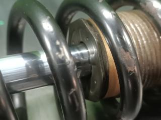 Стойка задняя TOYOTA ARISTO JZS147 2JZ-GTE 3 ракурс