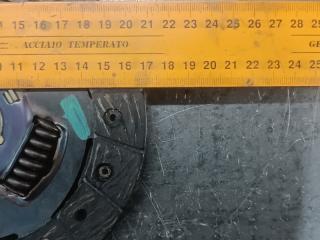 Диск сцепления SUZUKI JIMNY JB23W K6A-T SZD048U5L27A 3 ракурс