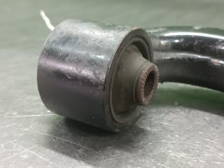 Рычаг правый задний TOYOTA ALTEZZA SXE10 3S-GE BEAMS 4 ракурс Рычаг правый задний TOYOTA ALTEZZA SXE10 3S-GE BEAMS 4 ракурс