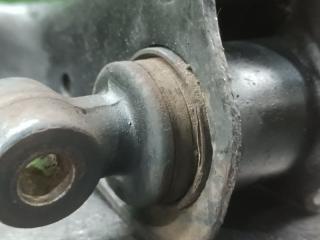 Рычаг правый передний NISSAN VANETTE SS28VN R2 5 ракурс