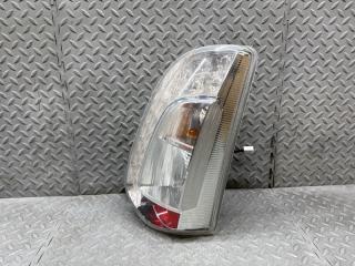Стоп-сигнал правый задний TOYOTA PASSO KGC35 220-51397 3 ракурс