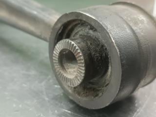 Рычаг правый передний TOYOTA ALTEZZA SXE10 3S-GE BEAMS 5 ракурс Рычаг правый передний TOYOTA ALTEZZA SXE10 3S-GE BEAMS 5 ракурс