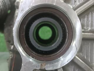 Раздаточная коробка TOYOTA ISIS ZGM15 2ZR-FAE 3 ракурс