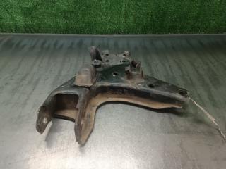 Рычаг правый передний NISSAN DATSUN BMD21 TD27 1 ракурс