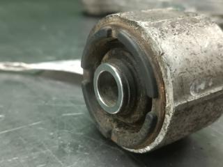 Рычаг правый задний TOYOTA ARISTO JZS147 2JZ-GTE 3 ракурс Рычаг правый задний TOYOTA ARISTO JZS147 2JZ-GTE 3 ракурс