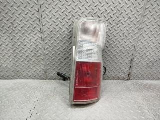 Стоп-сигнал правый задний NISSAN CARAVAN VPE25 4922 1 ракурс