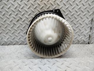 Мотор печки передний HONDA STEPWGN RG1 K20A 3 ракурс