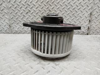 Мотор печки передний HONDA STEPWGN RG1 K20A 2 ракурс