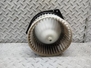 Мотор печки передний HONDA STEPWGN RG1 K20A 3 ракурс
