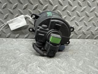 Туманка правая передняя TOYOTA BLADE AZE154 2AZ-FE 81210-0D040 5 ракурс
