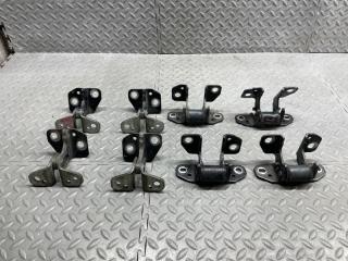 Петля дверная JEEP GRAND CHEROKEE WK2 ERB 2 ракурс