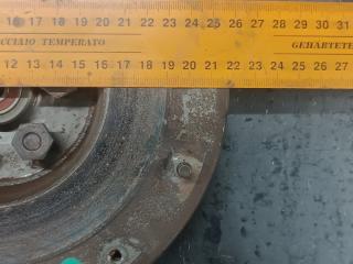 Маховик SUZUKI KEI HN22S K6A 3 ракурс