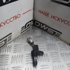Датчик положения коленвала Fx35 S51 VQ35HR Датчик положения коленвала Fx35 S51 VQ35HR