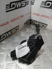 Запчасть педаль газа передняя Toyota Vitz 2009