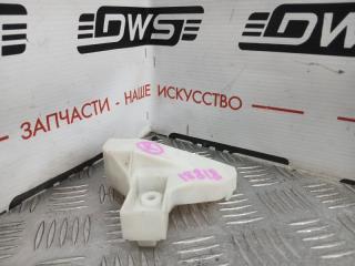 Запчасть крепление бампера заднее правое Mazda CX-7