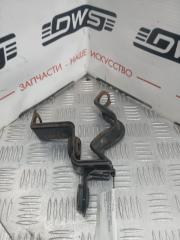 Крепление радиатора Honda FREED 2012