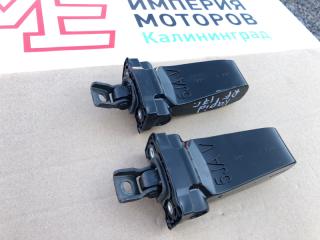 Ограничитель двери правый Rapid 2017 Лифтбек CWV