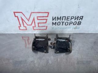 Запчасть кронштейн Volkswagen Polo 2016