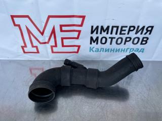 Запчасть патрубок воздушного фильтра Volkswagen Multivan 2008