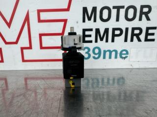 Датчик стоп сигнала Kia Rio 3 2016